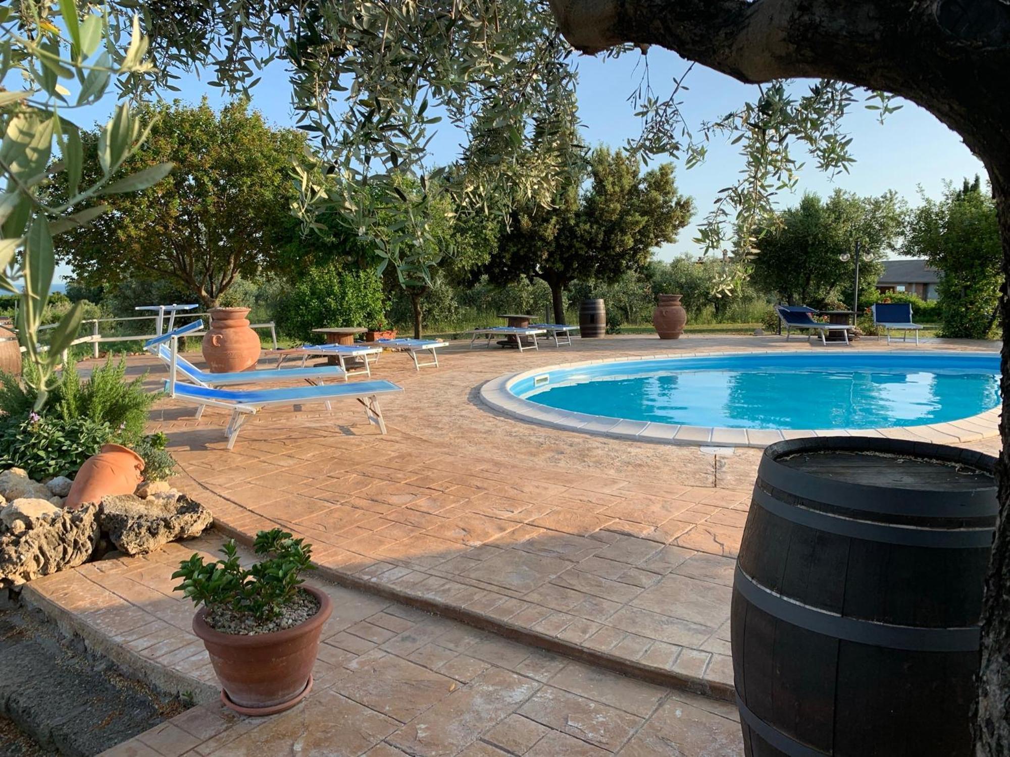 Agriturismo Casale Sasso Guest House Cerveteri Luaran gambar