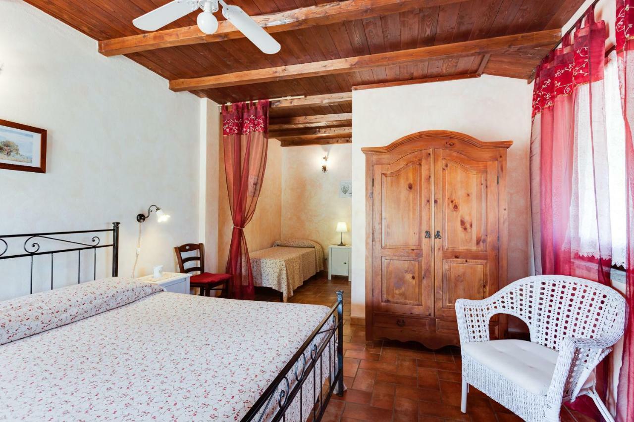 Agriturismo Casale Sasso Guest House Cerveteri Luaran gambar